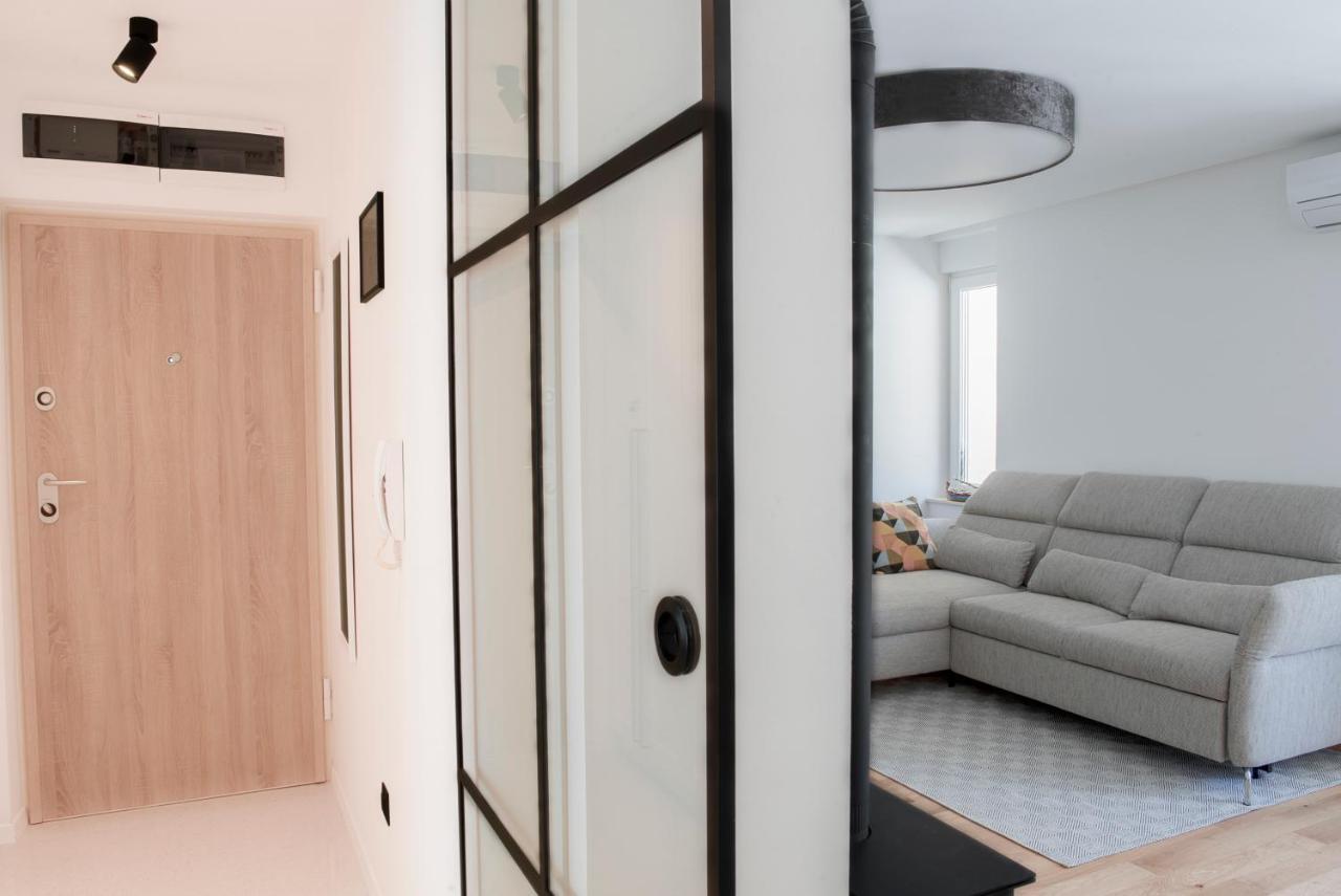 Apartment Vito Omiš Buitenkant foto