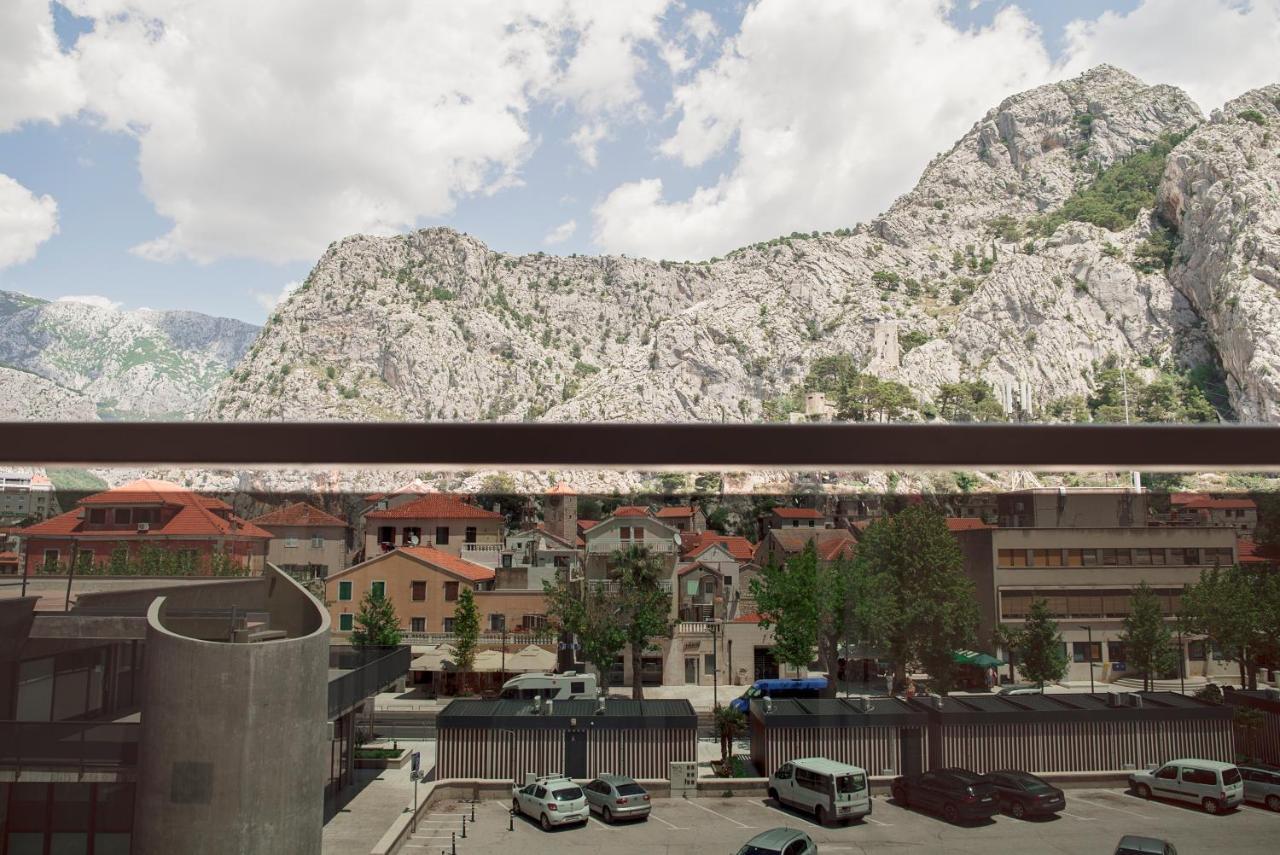 Apartment Vito Omiš Buitenkant foto